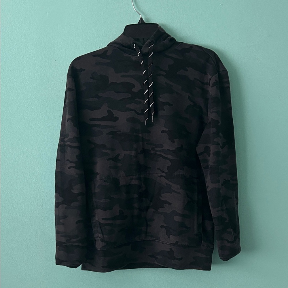 GAP Men's Camouflage Sweater - Black and Gray